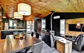 Condo 88 Chemin des Alpages by Les Chalets Alpins Stoneham